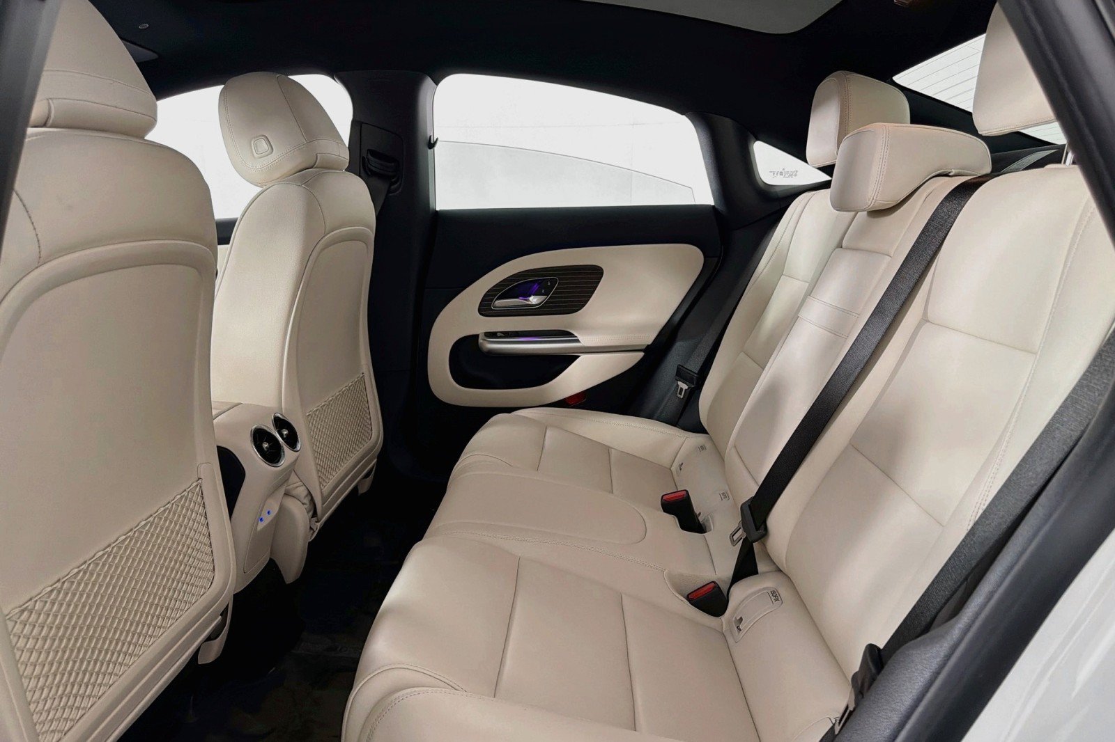 New 2027 Mercedes-Benz CLA 250+ image 7