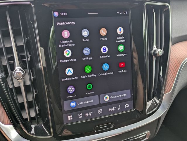 Certified 2023 Volvo V60 B5 Cross Country Plus w/ Climate Package image 21