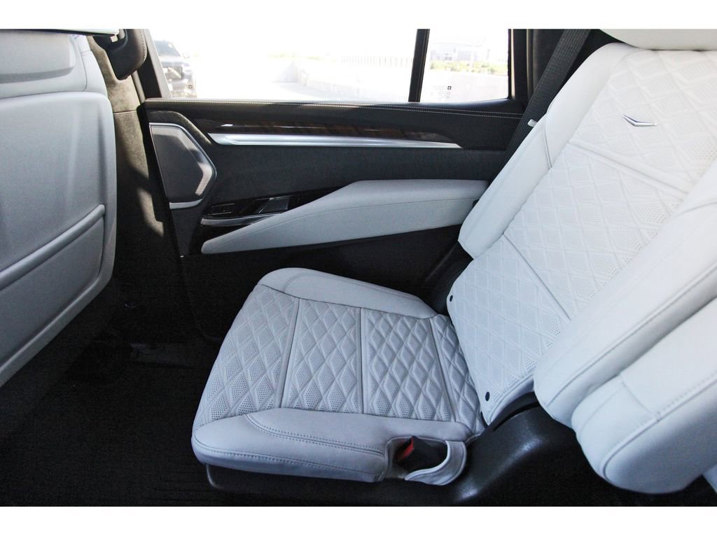 New 2026 Cadillac Escalade Platinum Sport w/ LPO, ONYX Package image 12