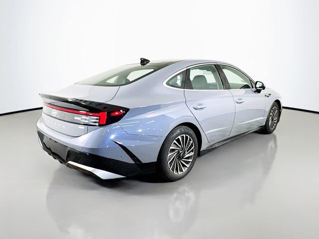 Used 2024 Hyundai Sonata Limited FWD image 6