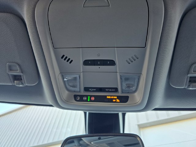 Used 2022 Chevrolet Blazer LT AWD/4WD image 31