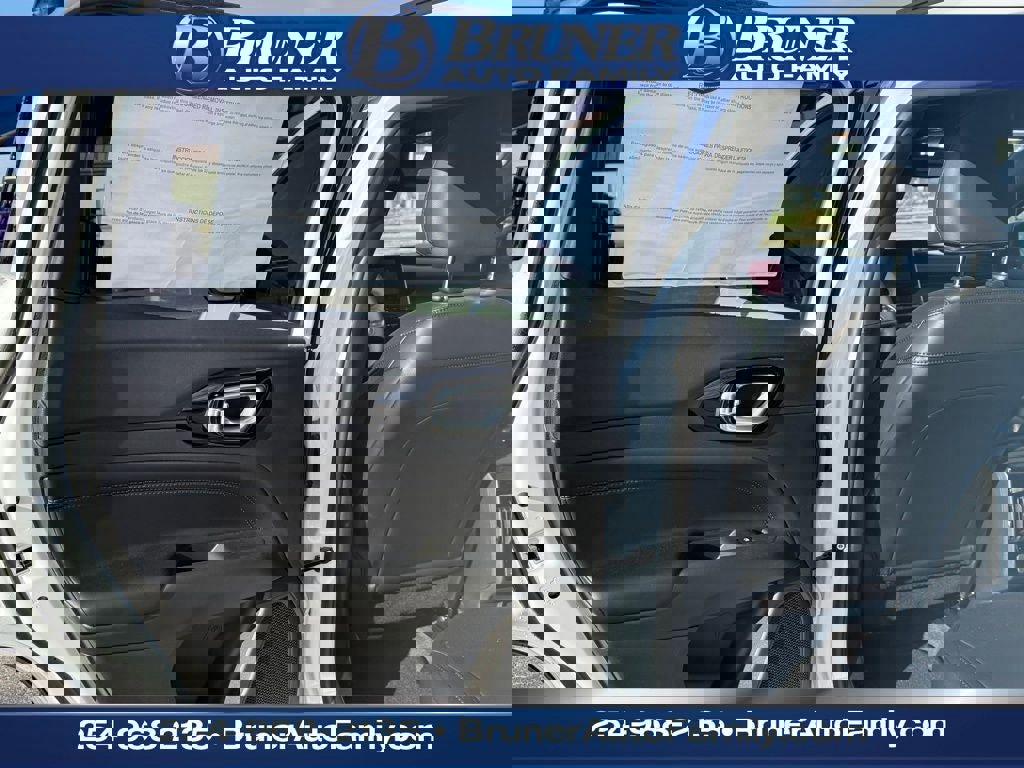 New 2026 Jeep Compass Latitude image 11