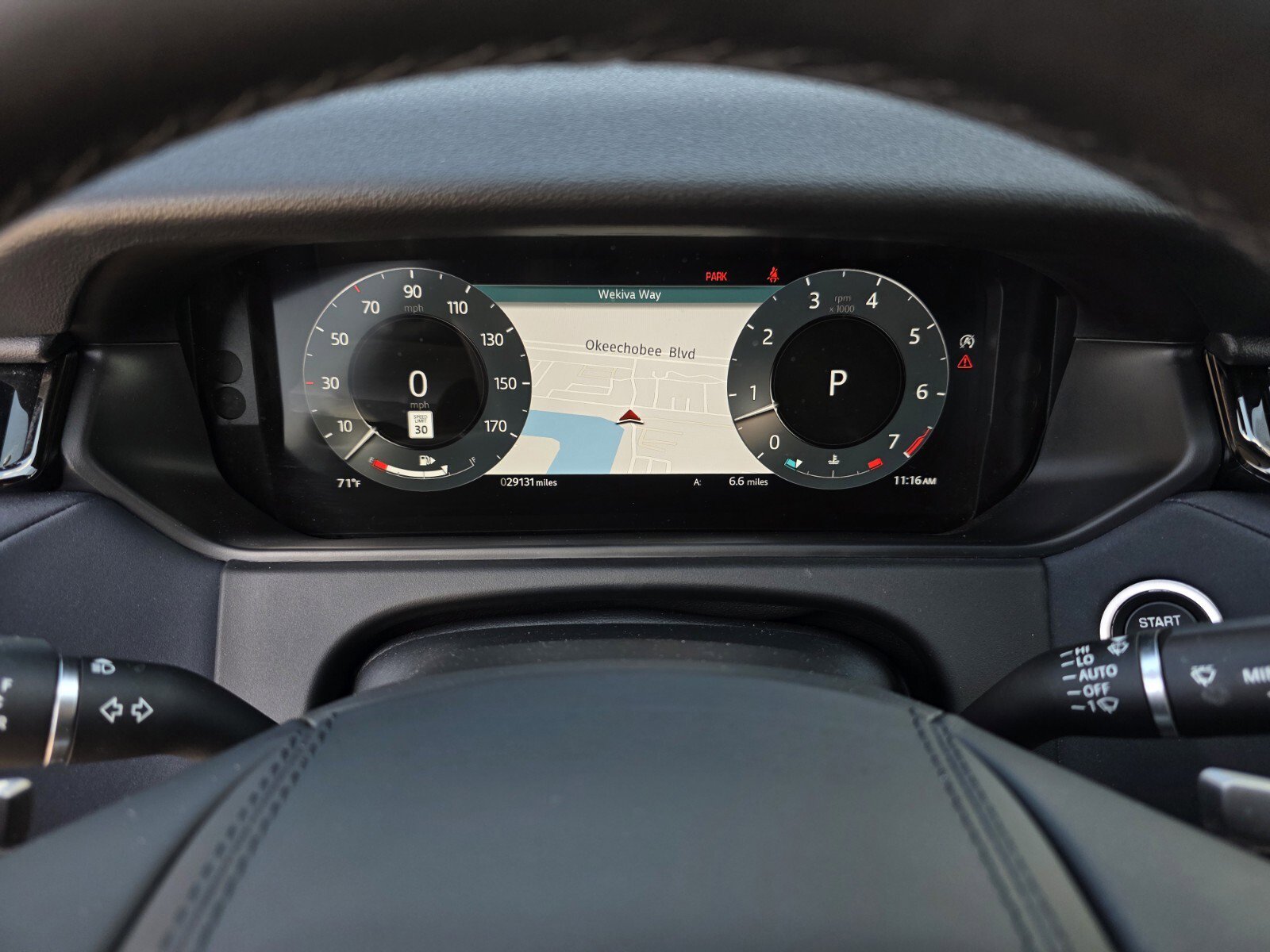 Certified 2024 Land Rover Range Rover Velar Dynamic SE image 16