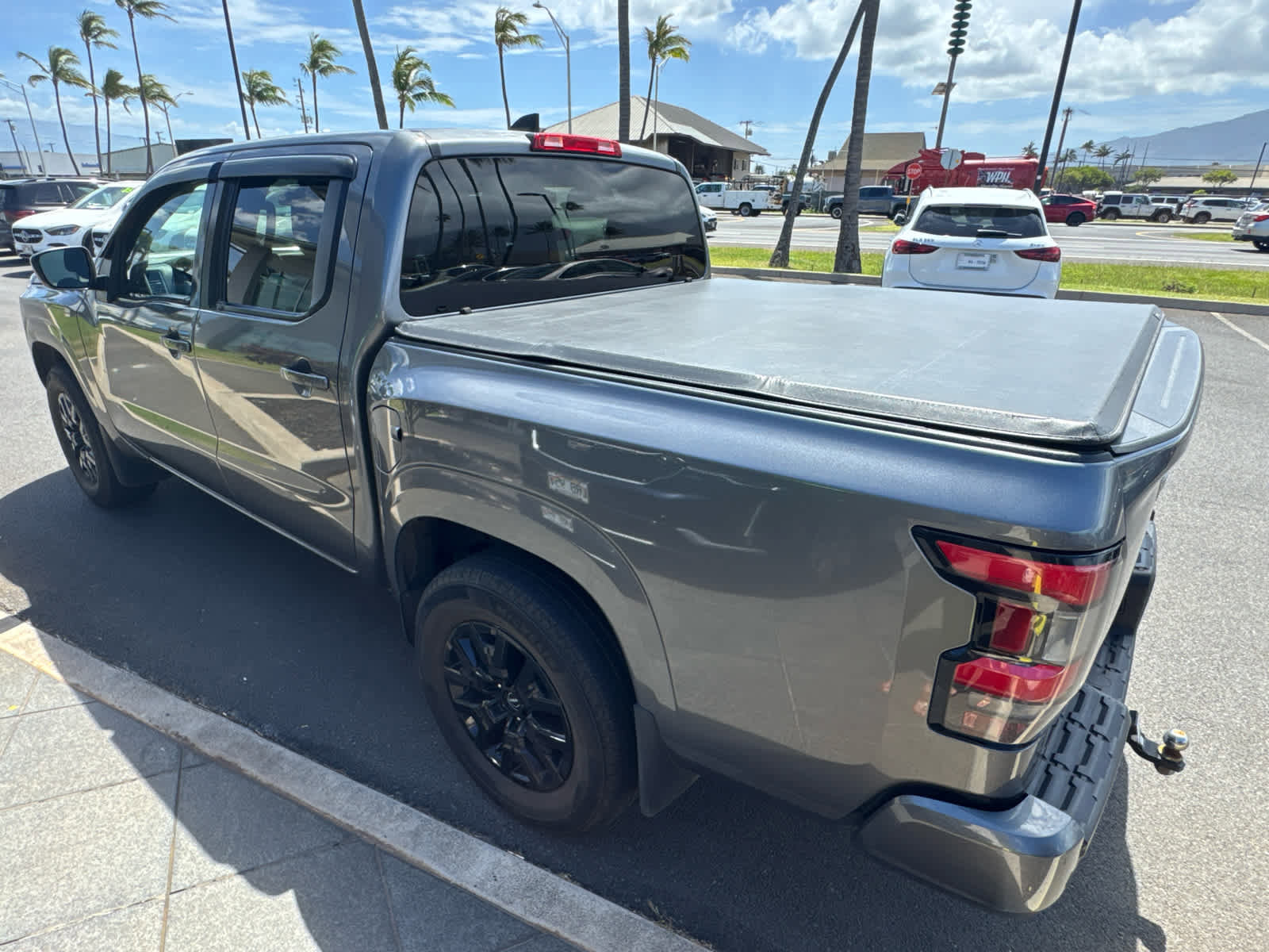 Used 2023 Nissan Frontier SV w/ Tow Package image 14