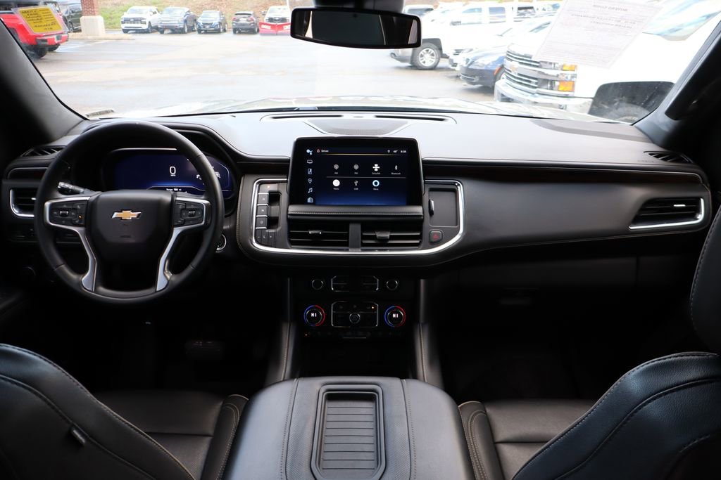 Used 2023 Chevrolet Suburban Premier image 49