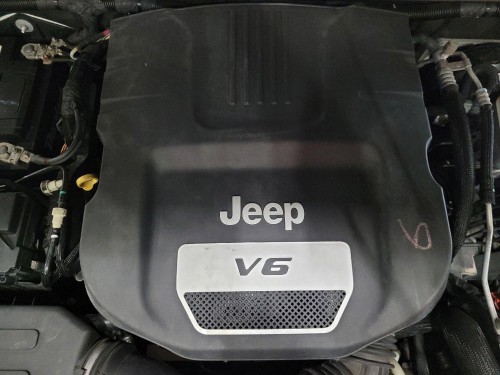 Used 2017 Jeep Wrangler Unlimited Sahara image 30