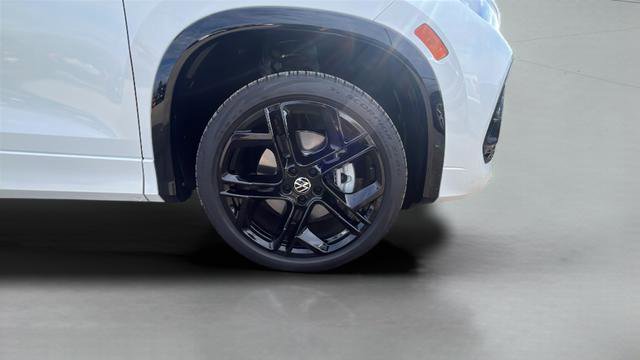 New 2026 Volkswagen Tiguan SE R-Line AWD/4WD image 30