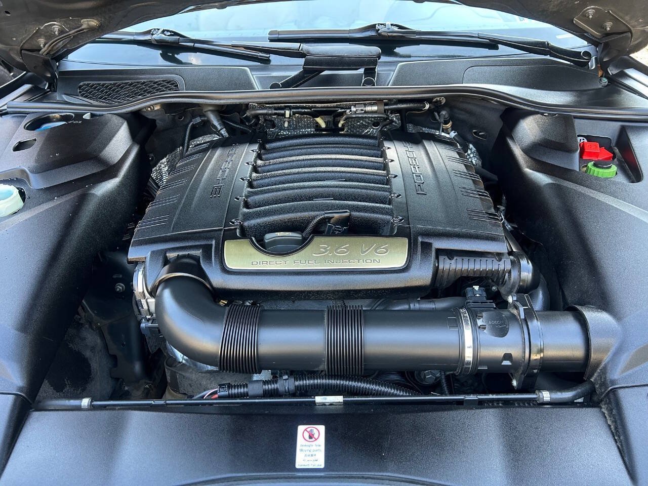 Used 2016 Porsche Cayenne AWD/4WD image 9
