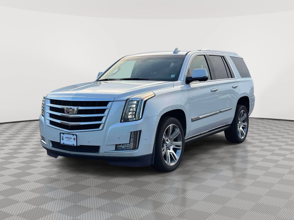 Used 2018 Cadillac Escalade Premium Luxury AWD/4WD image 3