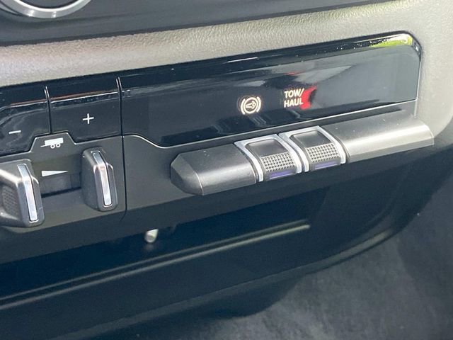 Used 2023 RAM 3500 Big Horn w/ Level 1 Equipment Group AWD/4WD image 25