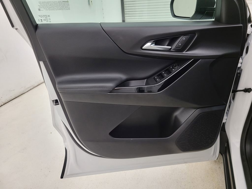 Certified 2026 Chevrolet Equinox LT image 23