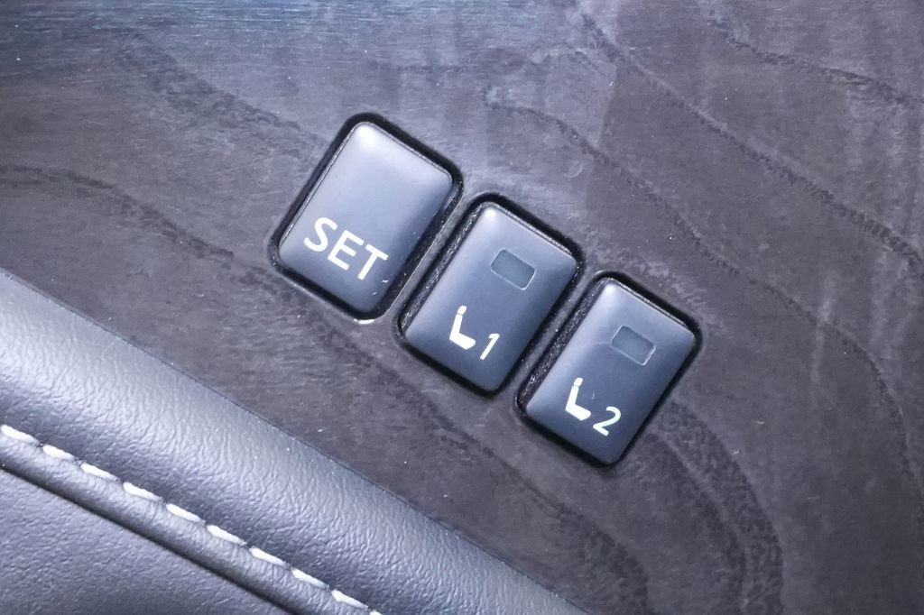 Used 2021 INFINITI QX80 Sensory w/ Cargo Package image 17