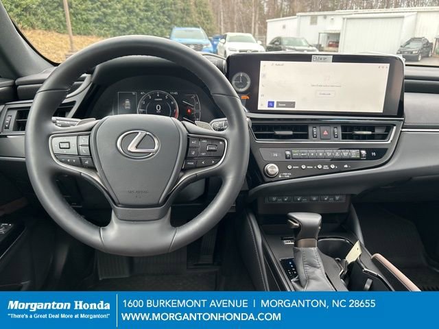 Used 2025 Lexus ES 350 w/ Premium Package image 17