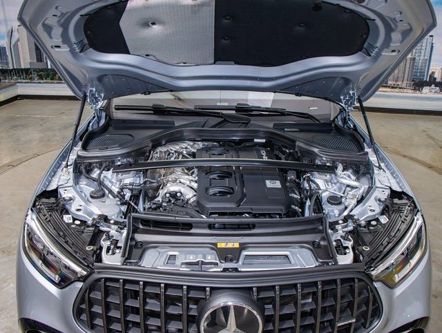 Used 2026 Mercedes-Benz GLC 43 AMG 4MATIC image 5