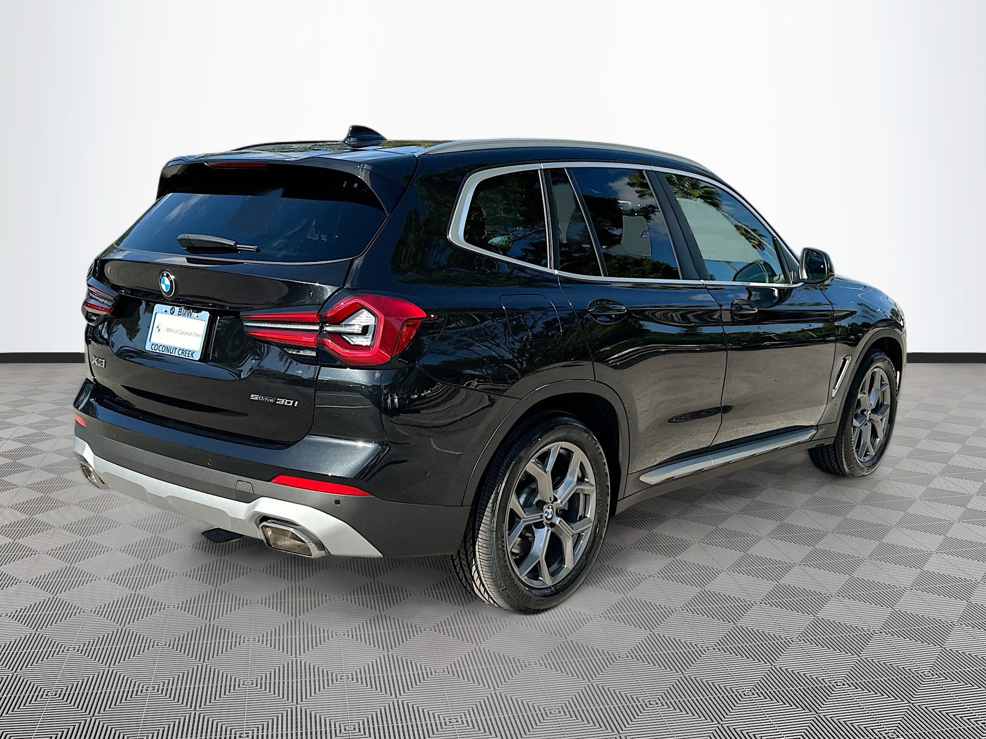 Certified 2024 BMW X3 sDrive30i w/ Convenience Package image 7