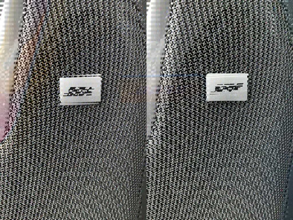 Used 2025 Chevrolet Suburban Premier image 26