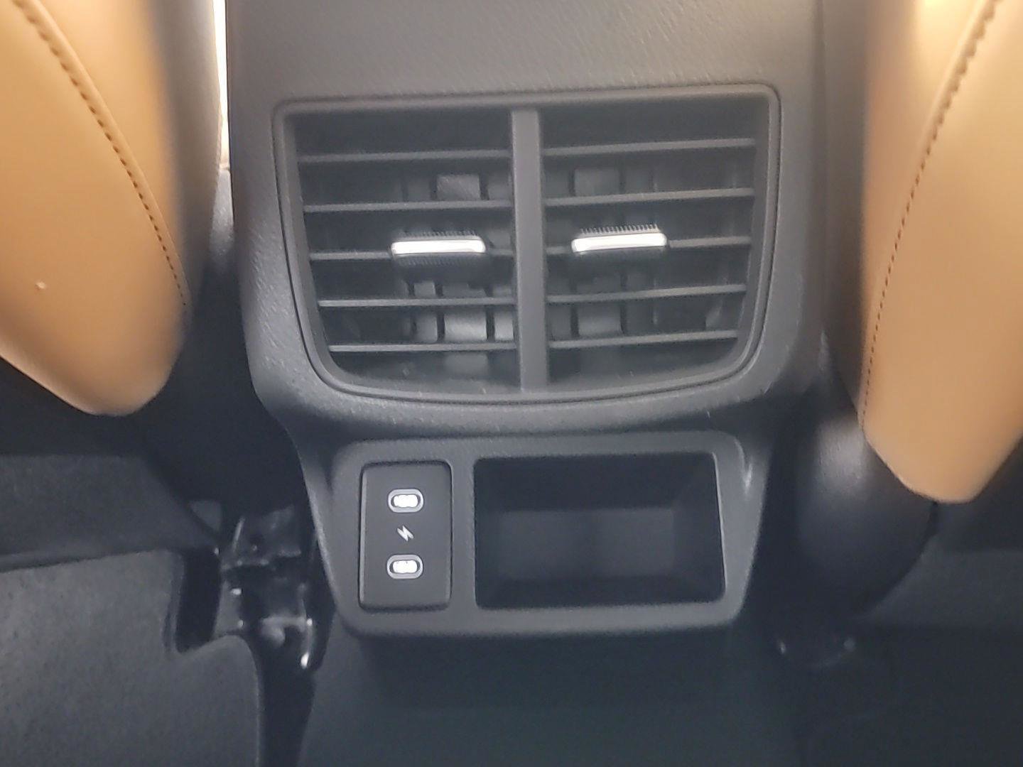 Used 2024 Kia Seltos EX AWD/4WD image 24
