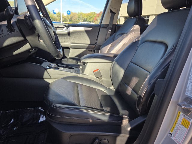 Used 2020 Ford Escape SEL AWD/4WD image 21