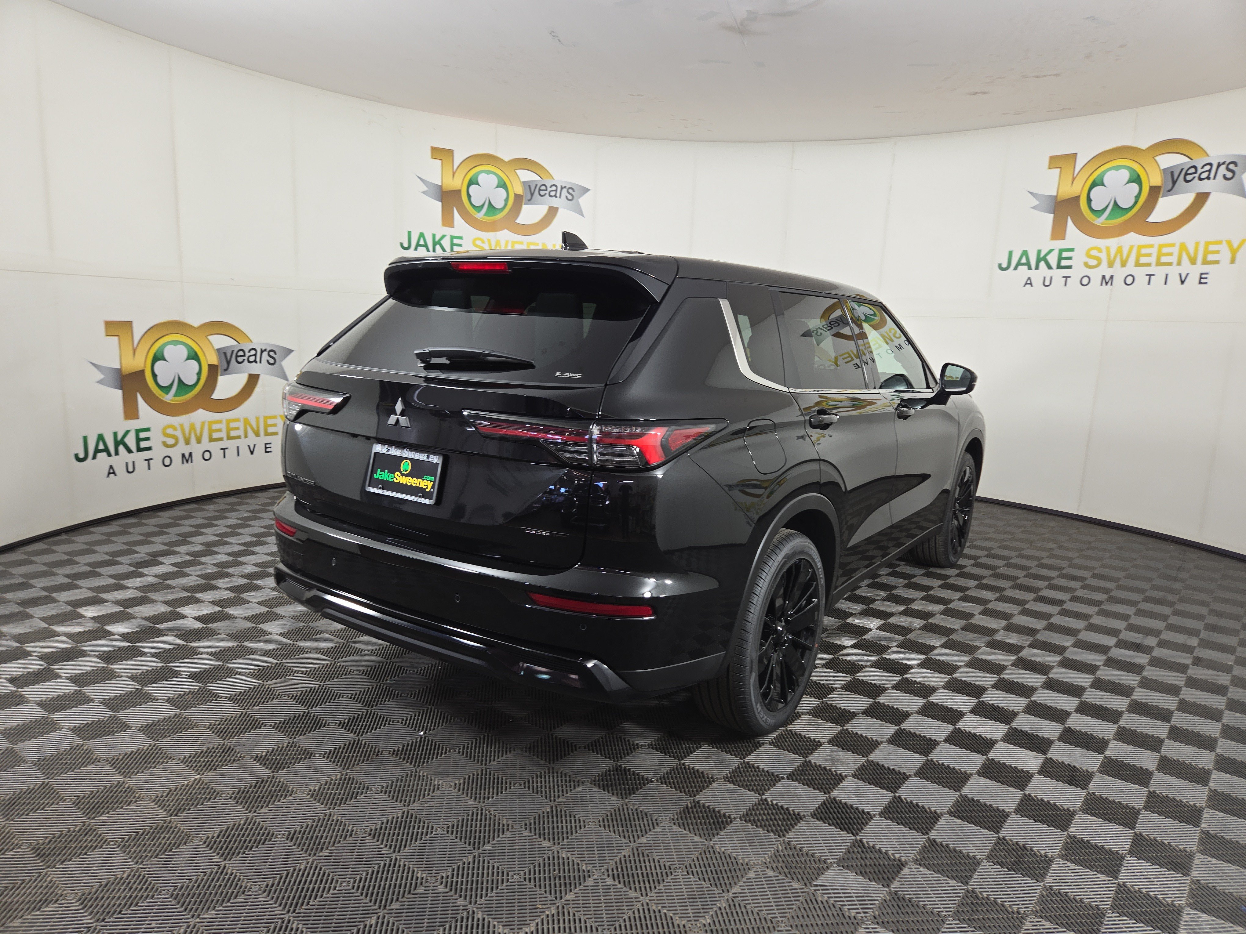 New 2026 Mitsubishi Outlander LE AWD/4WD image 7