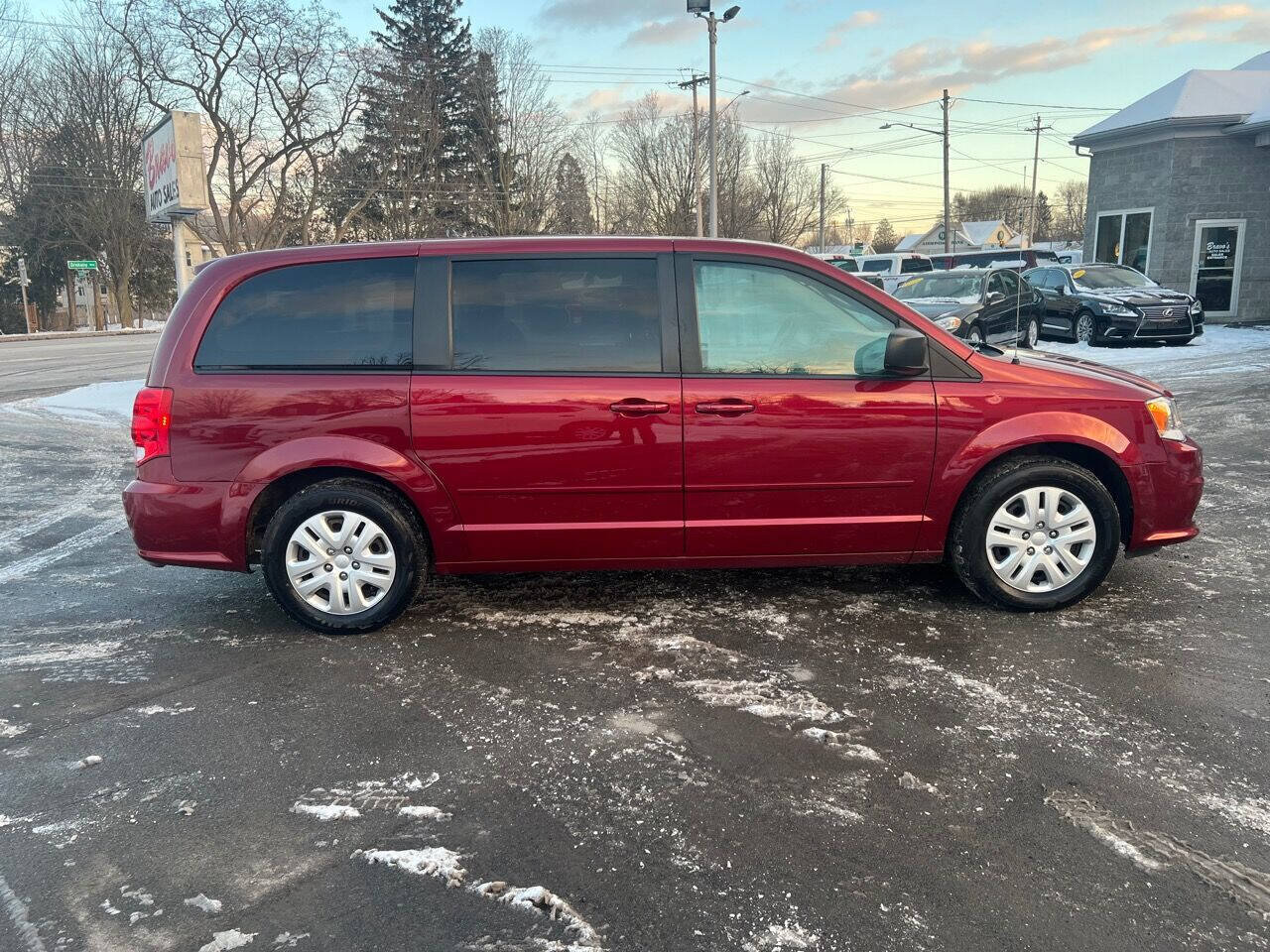 Used 2015 Dodge Grand Caravan SE w/ Quick Order Package 29E SE FWD image 6