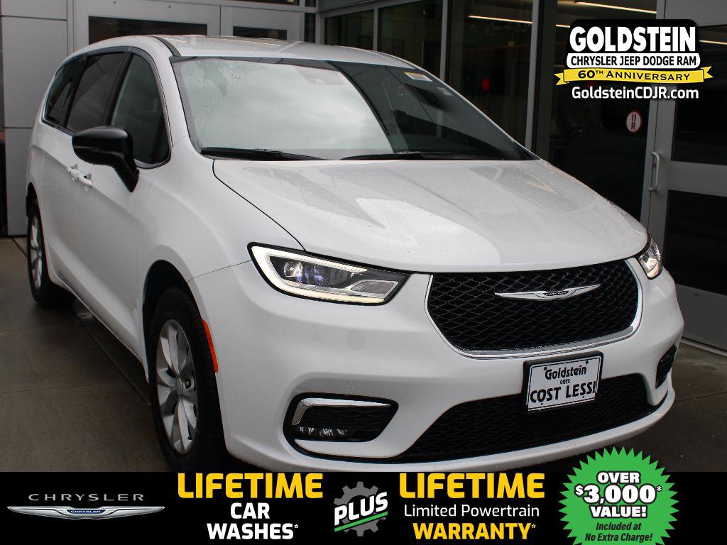 New 2026 Chrysler Pacifica Select image 1