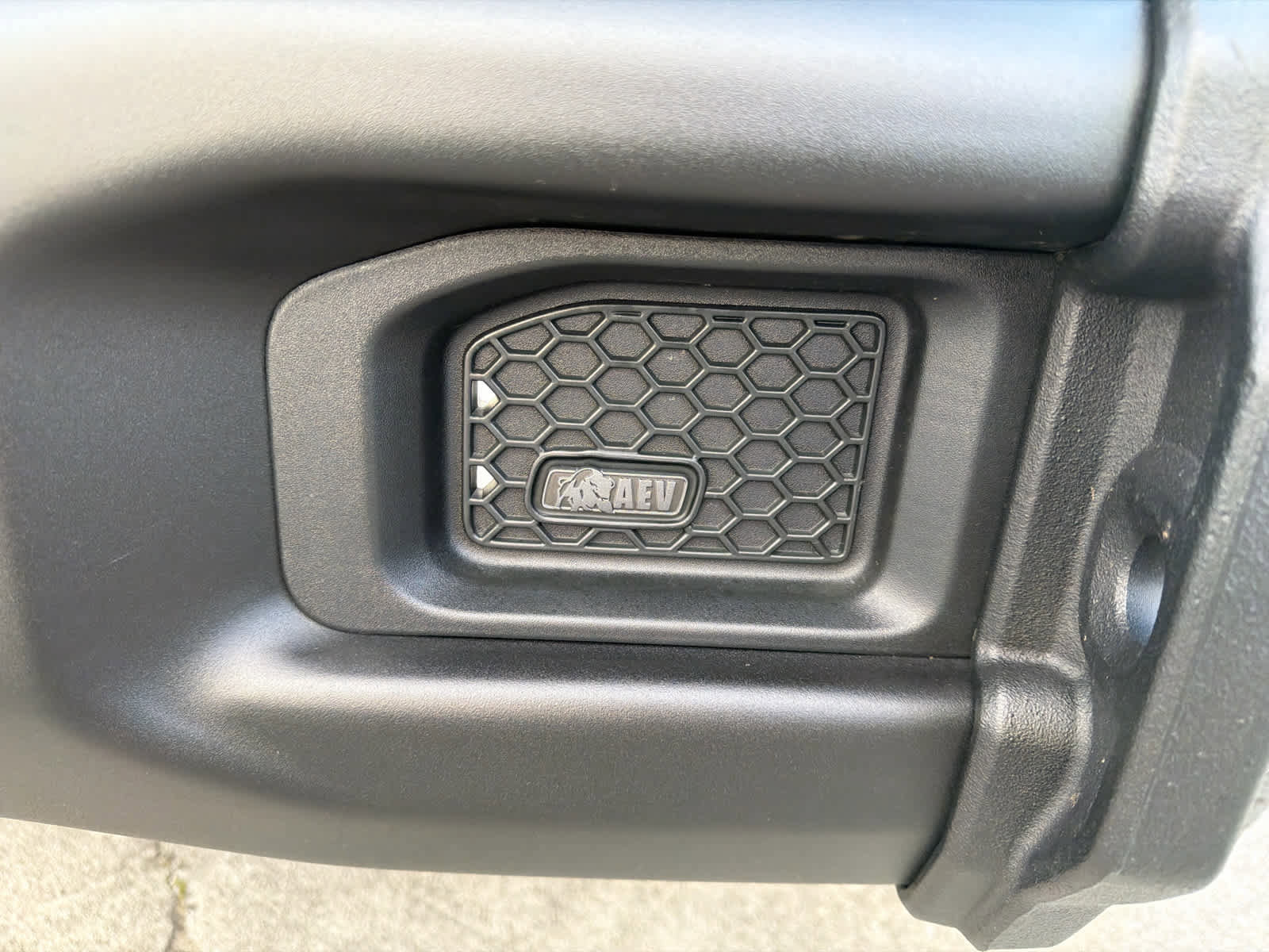 Used 2025 GMC Sierra 1500 AT4X image 6