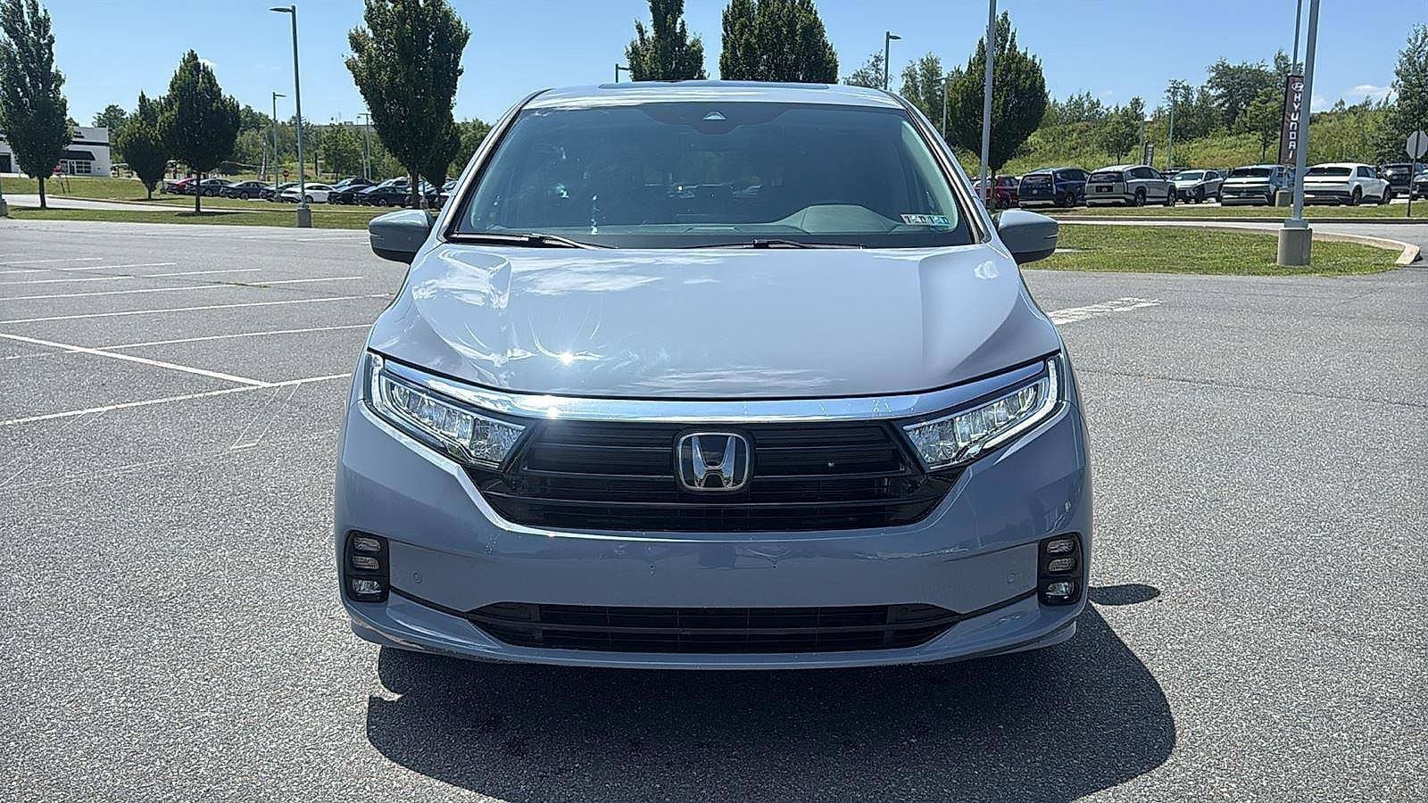 Used 2023 Honda Odyssey Touring image 15