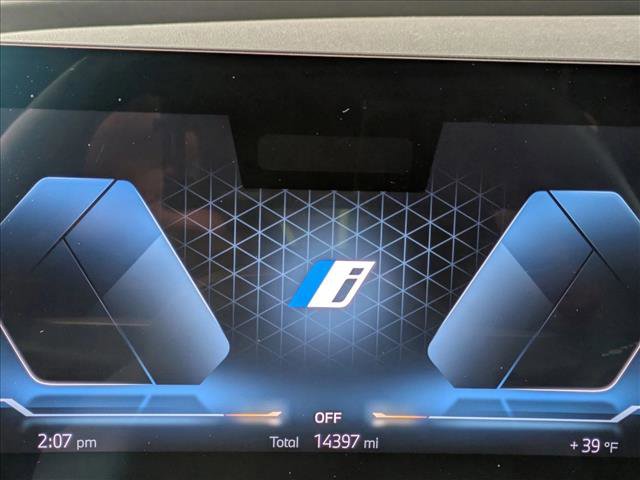 Used 2025 BMW iX xDrive50 image 9