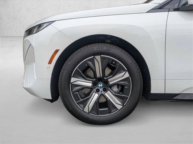 Used 2026 BMW iX xDrive45 AWD/4WD image 10