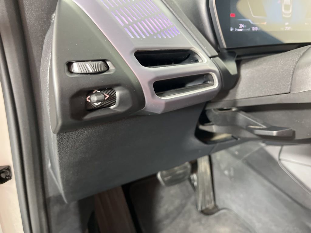 Used 2025 BMW 228i xDrive image 27