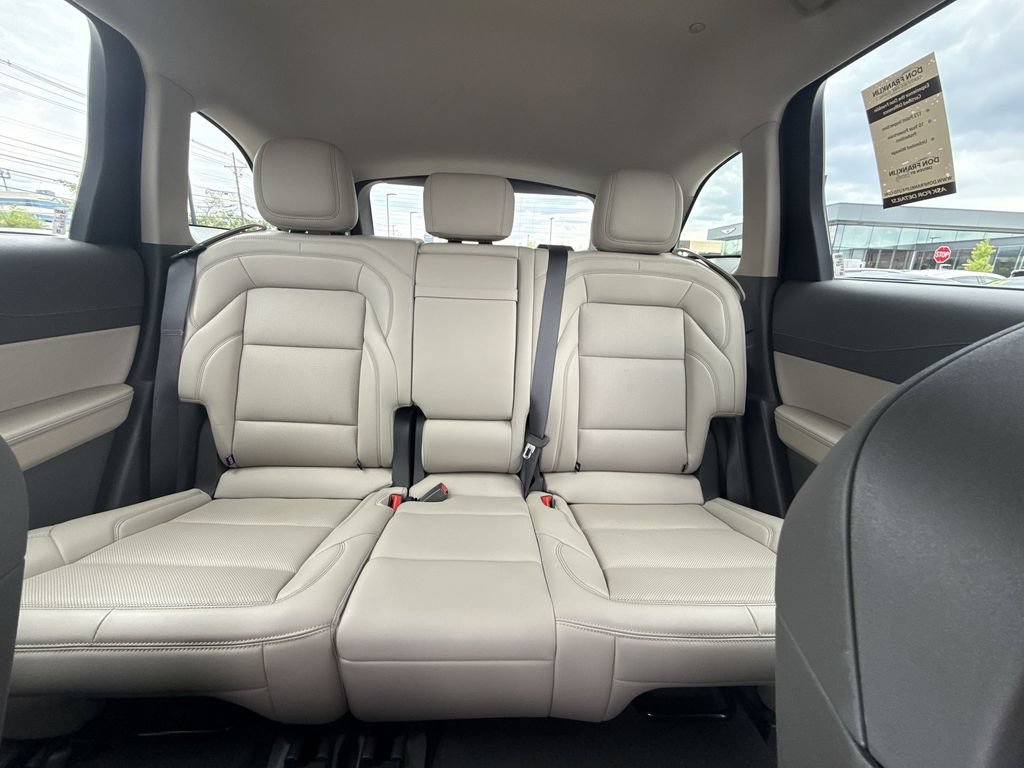 Used 2025 Lincoln Nautilus Premier AWD/4WD image 21