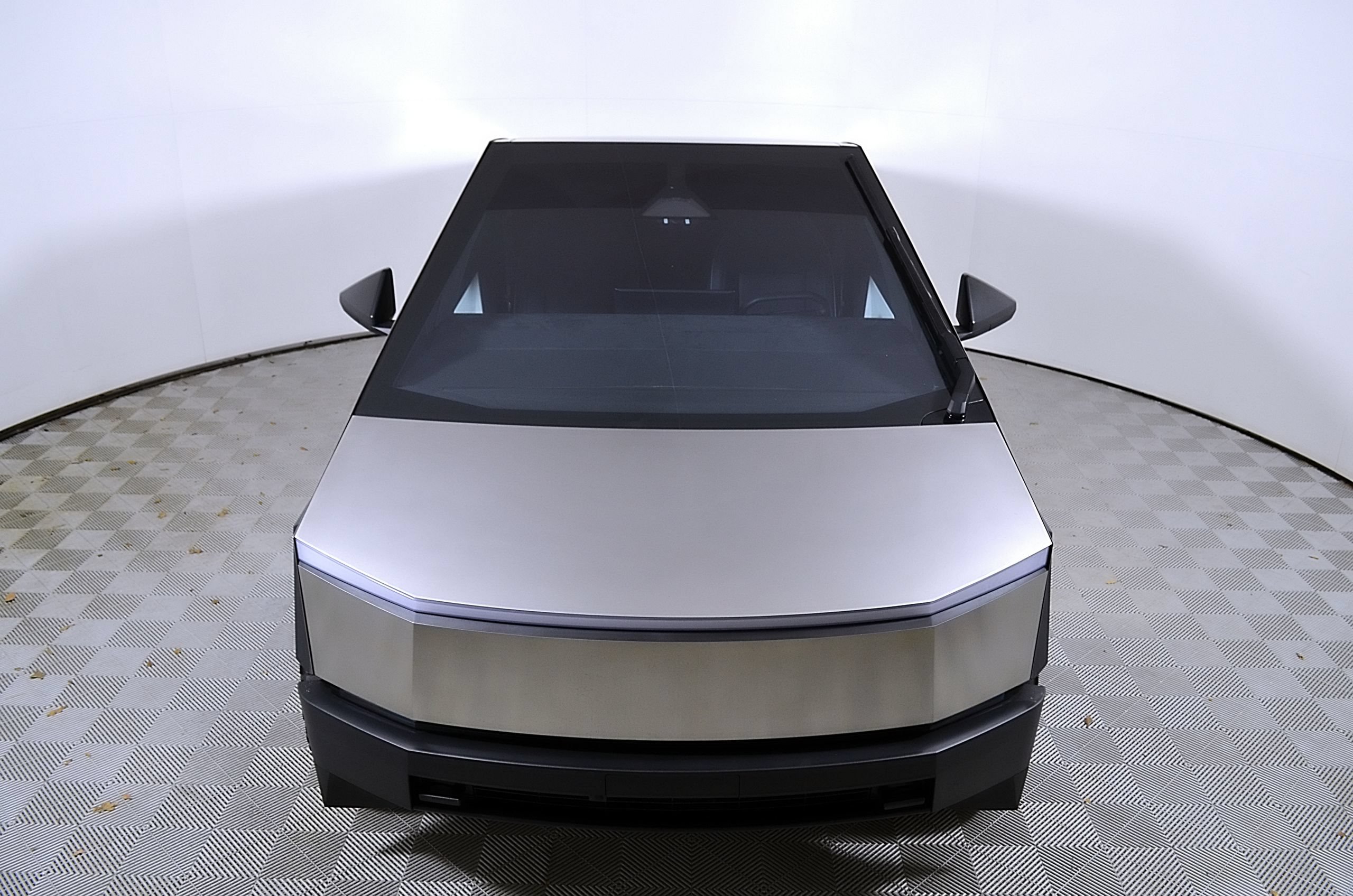 Used 2024 Tesla Cybertruck Cyberbeast AWD/4WD image 5