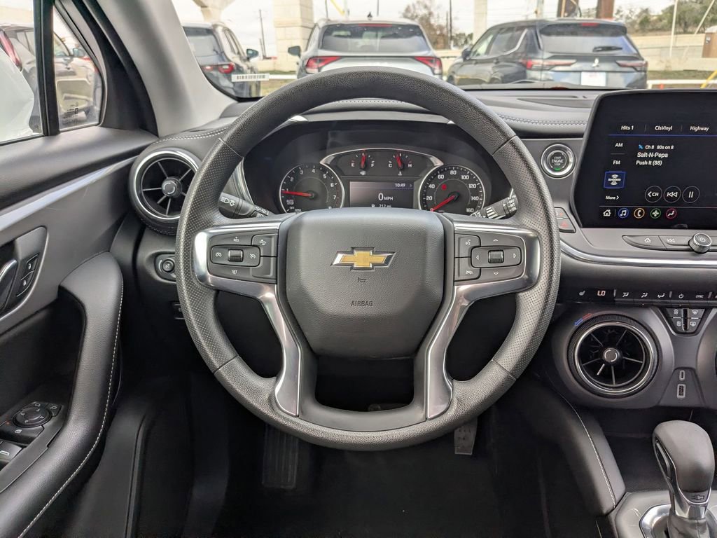 Used 2025 Chevrolet Blazer LT image 16