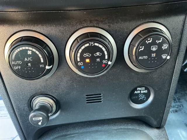 Used 2012 Nissan Rogue SL image 57