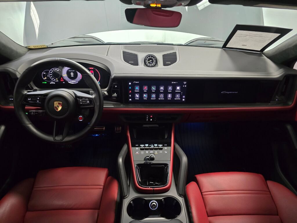 Certified 2024 Porsche Cayenne Turbo GT image 19