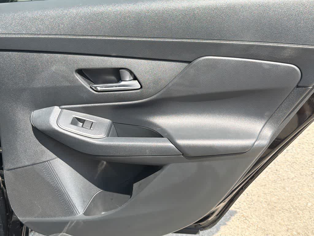 Used 2026 Nissan Sentra SV w/ SV Convenience Package FWD image 15