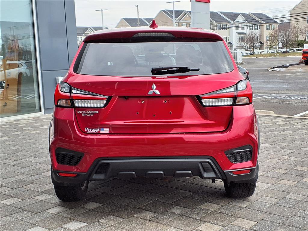 Used 2022 Mitsubishi Outlander Sport ES image 4