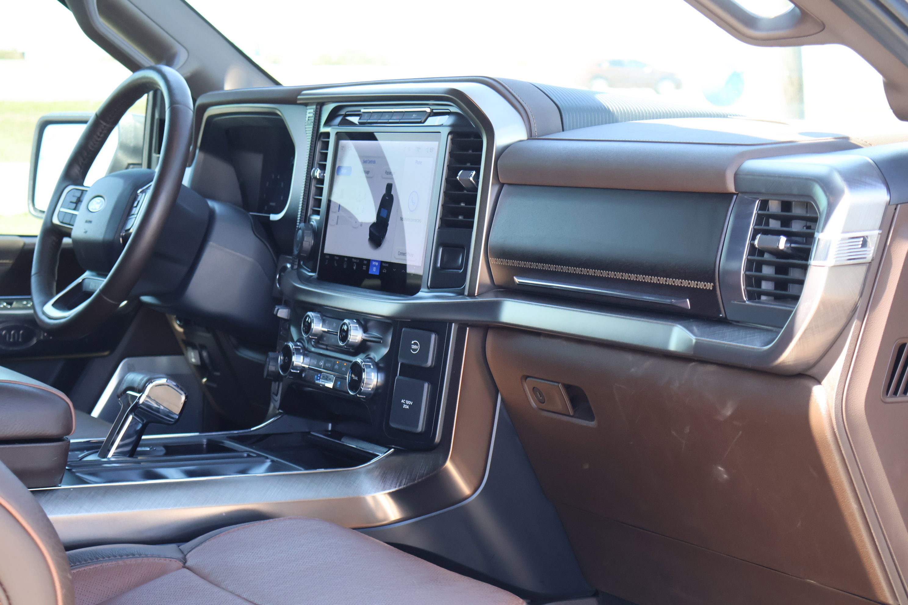 Used 2024 Ford F150 King Ranch image 41