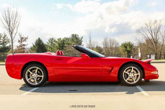 Used 2004 Chevrolet Corvette Convertible w/ Preferred Equipment Group image 9