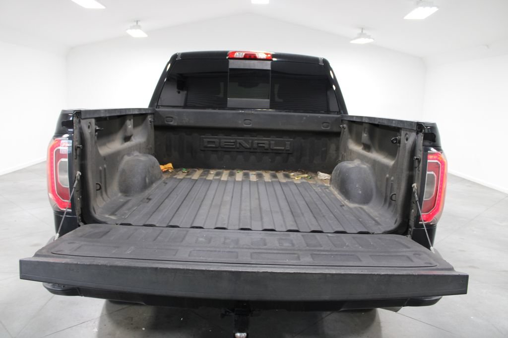 Used 2016 GMC Sierra 1500 Denali w/ Enhanced Driver Alert Package AWD/4WD image 23