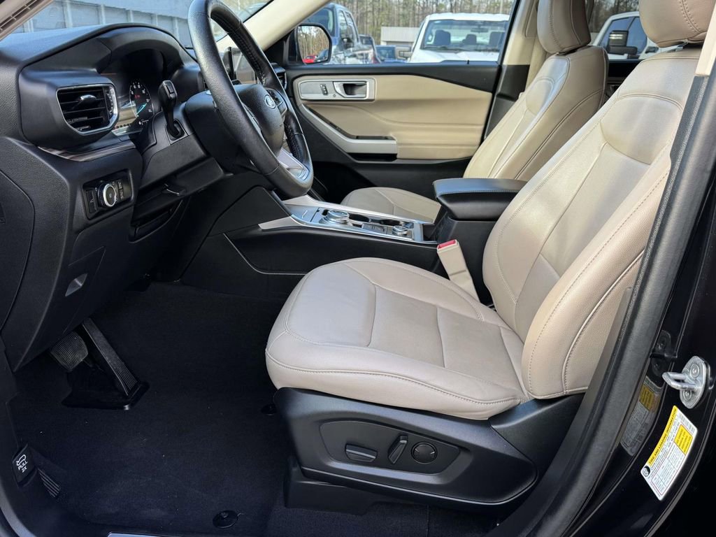 Used 2024 Ford Explorer Limited image 20
