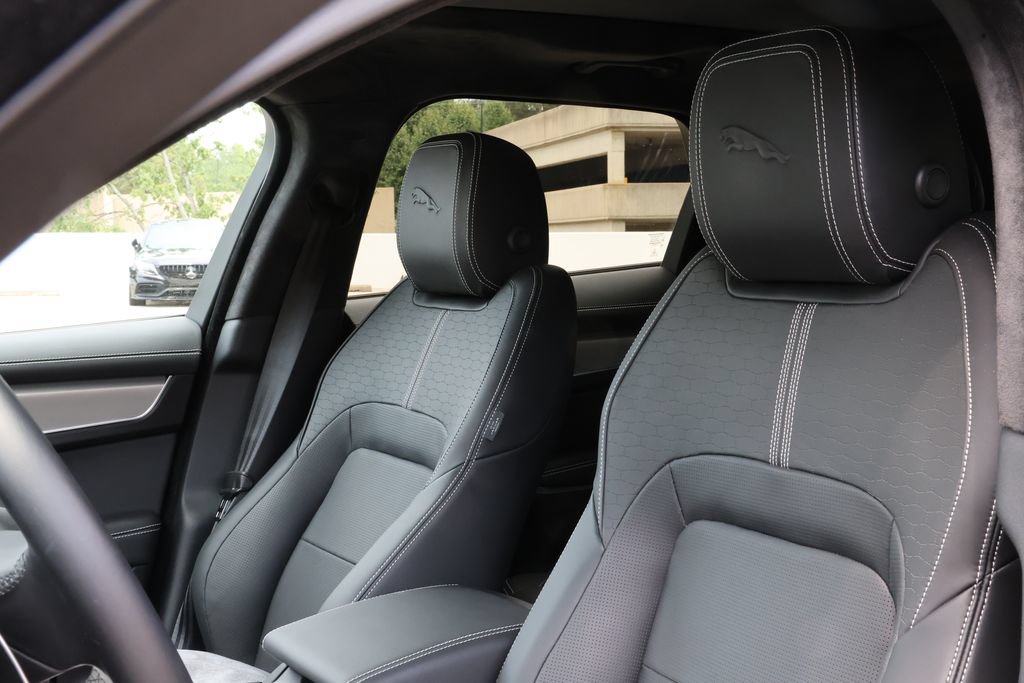 Certified 2026 Jaguar F-PACE R-Dynamic S AWD/4WD image 12