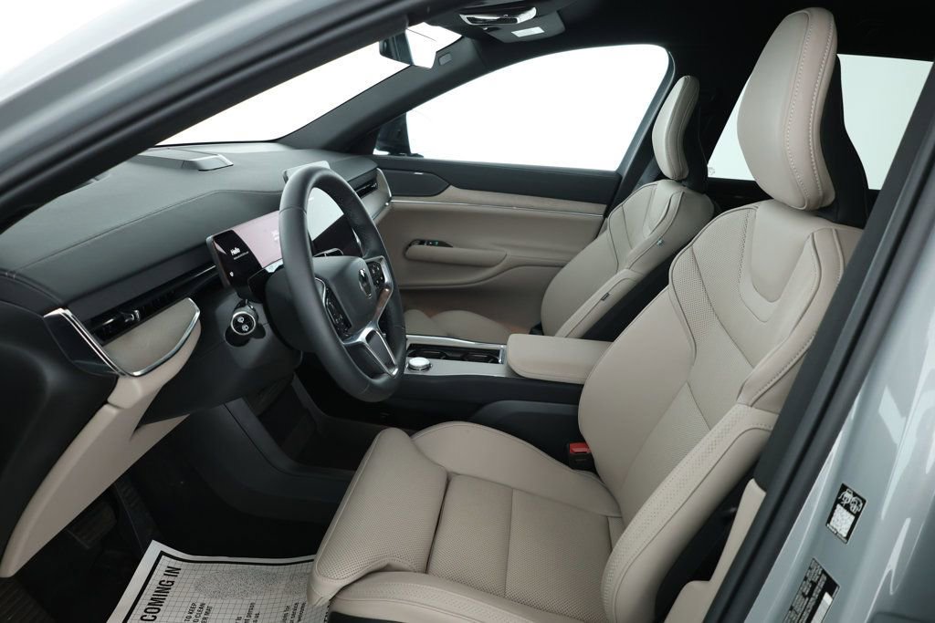 Used 2025 Volvo EX90 Plus image 20