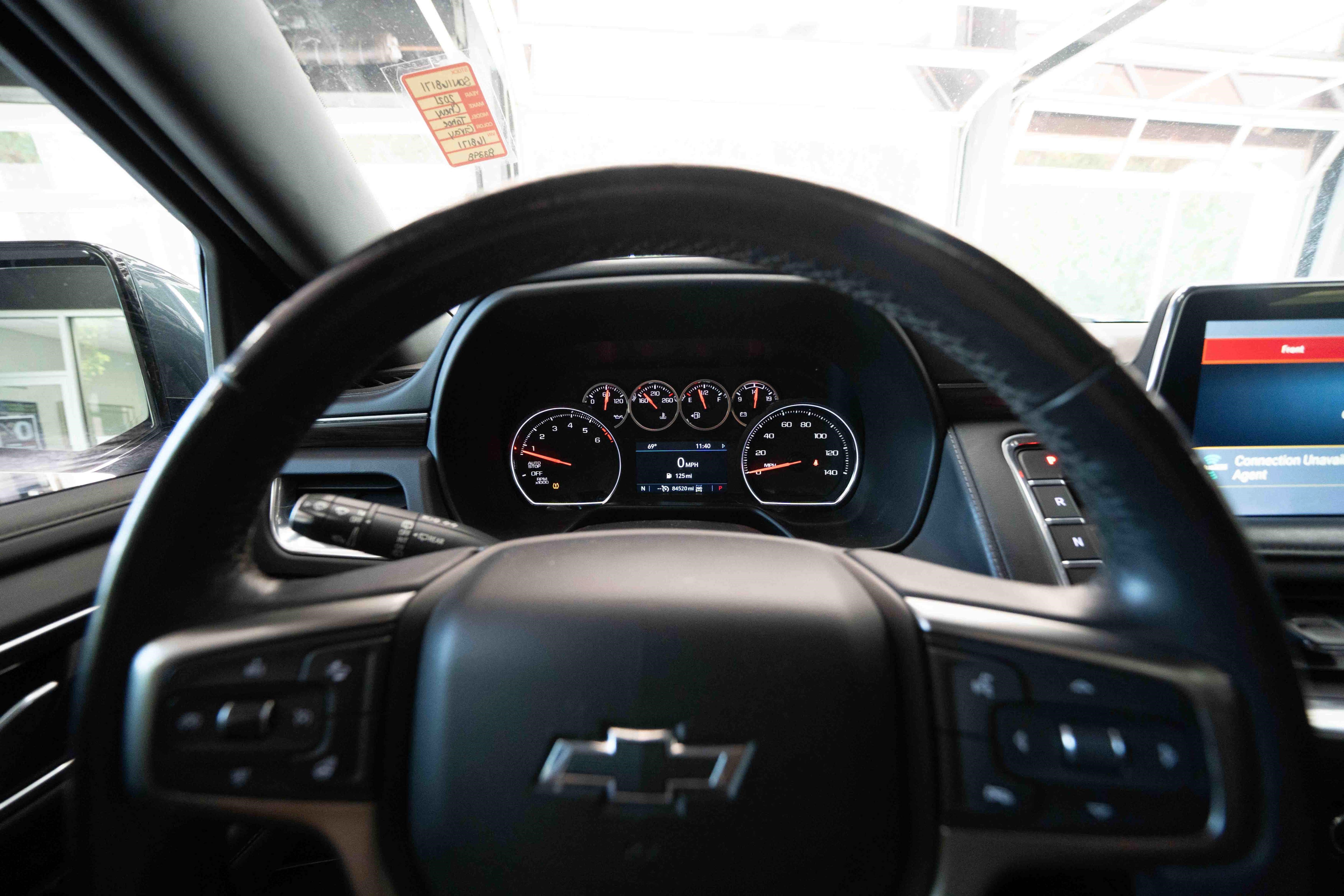Used 2021 Chevrolet Tahoe Z71 w/ Z71 Signature Package AWD/4WD image 14