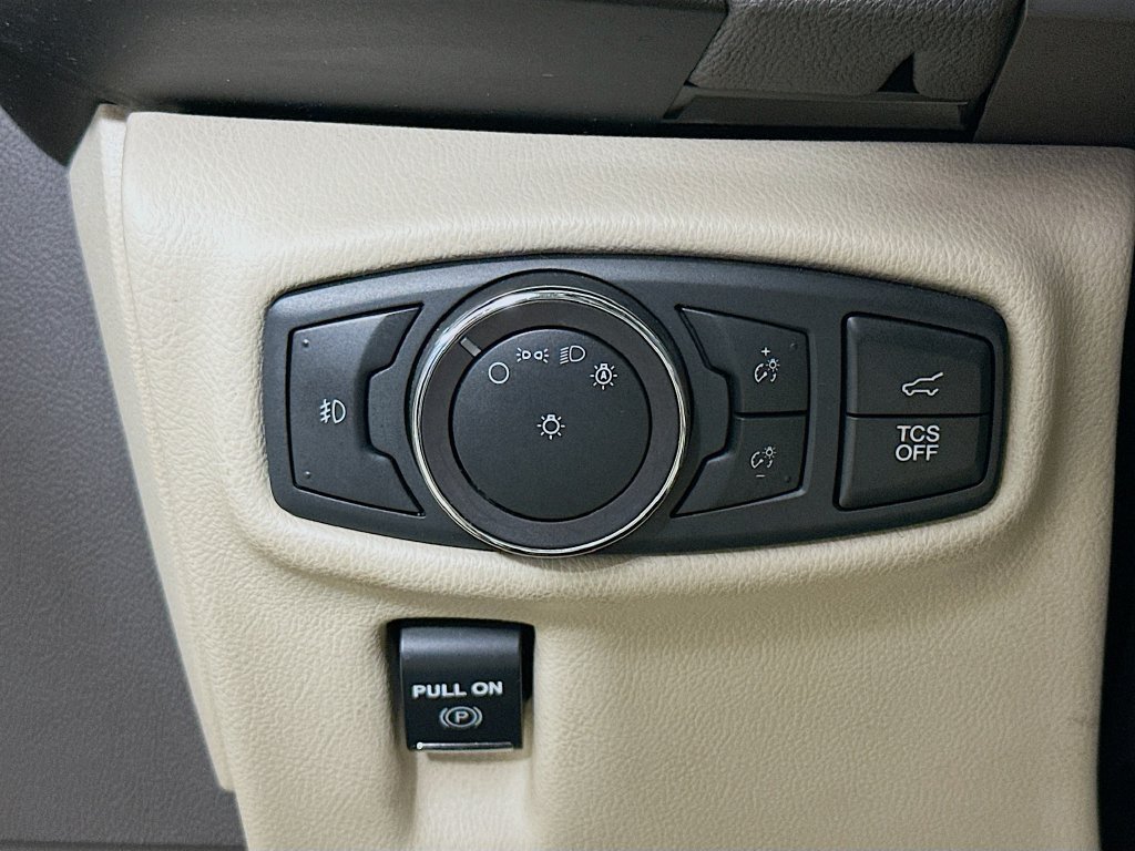 Used 2020 Lincoln Nautilus Reserve FWD image 12
