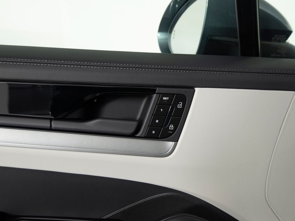 New 2026 Porsche Cayenne S AWD/4WD image 20
