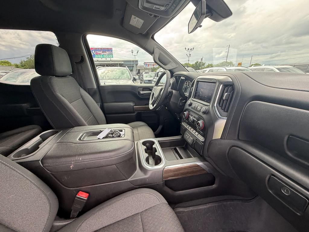 Used 2022 Chevrolet Silverado 1500 RST AWD/4WD image 25