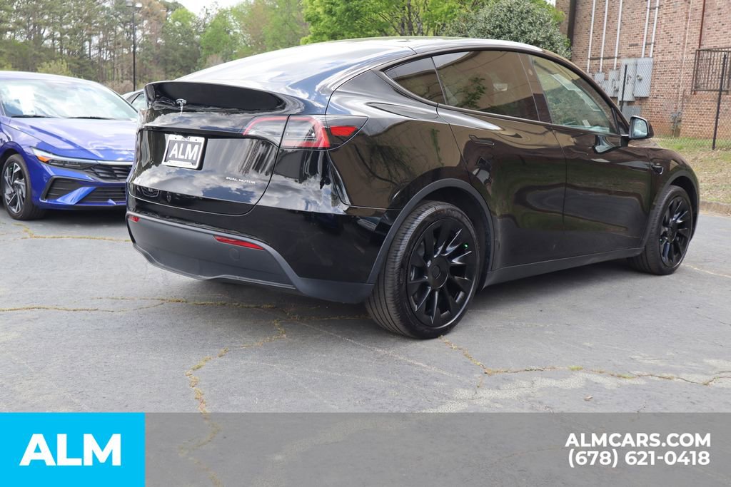 Used 2025 Tesla Model Y Long Range AWD/4WD image 6