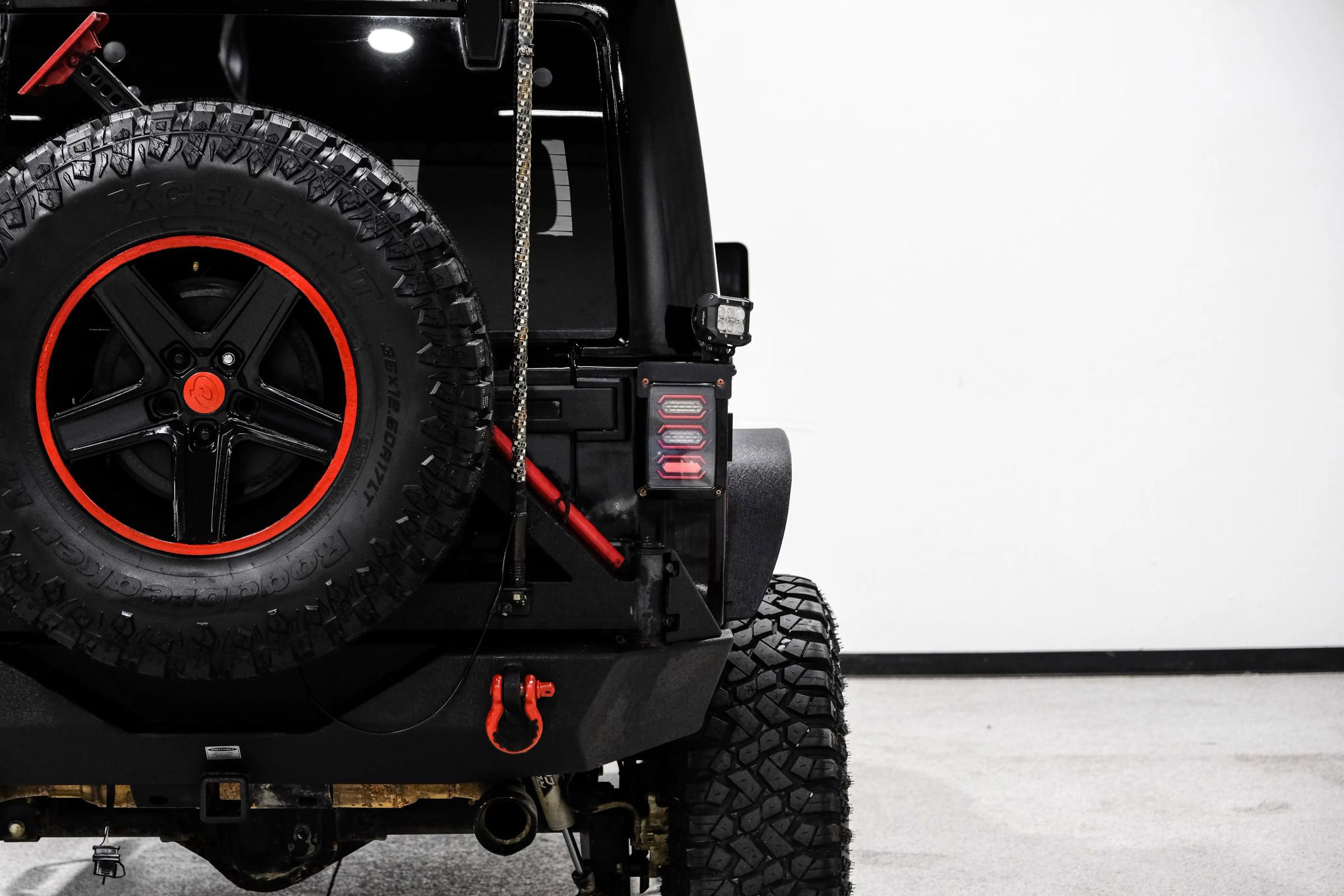 Used 2013 Jeep Wrangler Unlimited Sport image 43