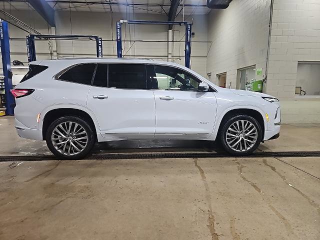 New 2026 Buick Enclave Avenir w/ Super Cruise Package image 7